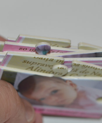 Invitatii puzzle personalizate cu 3 fotografii