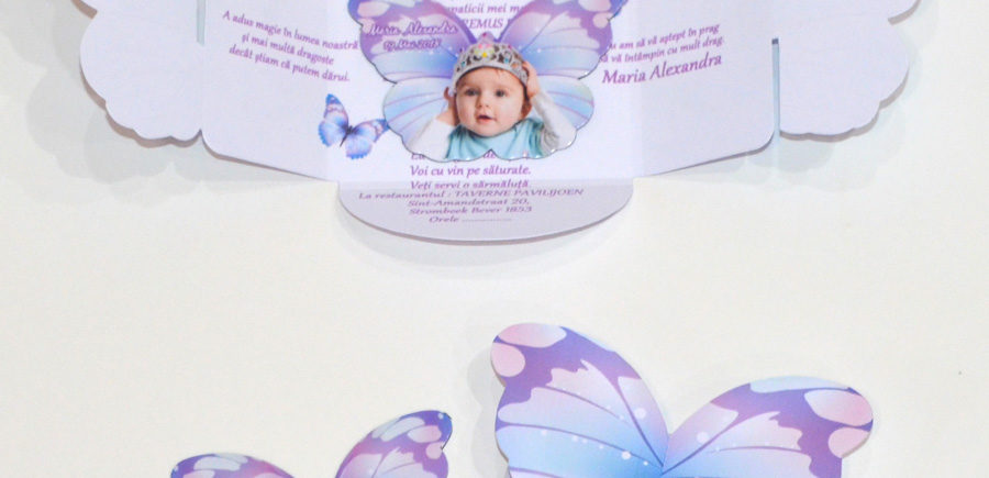 Invitatii botez cutiute magneti fluture, diferite modele fete si baieti