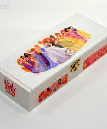 Cadouri Personalizate, cutie pentru depozitare personalizata in tematica Printese Disney, cutie cu interior roz