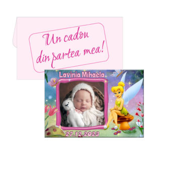 Marturii Botez Tinker Bell - Magneti Marturii Botez Magneti marturii dimensiune 9.5 cm x 6.5 cm, plic personalizat inclus Marturiile pentru botez tematica Tinker Bell sunt personalizate cu o fotografie dorita, prenumele bebelusului si data evenimentului. Caracteristici produs: magnet dimensiune 9.5 cm x 6.5 cm; grosime magnet 1.5 mm; magnet plastifiat; plic personalizat cu textul "Un cadou din partea mea", nuanta roz. Termen executie comanda: 1-2 zile lucratoare de la confirmarea machetei. Pentru acest produs, dupa plasarea comenzii, primiti prin mesaj pe whatsapp macheta produsului personalizat cu detaliile dorite, pentru verificare si confirmare.