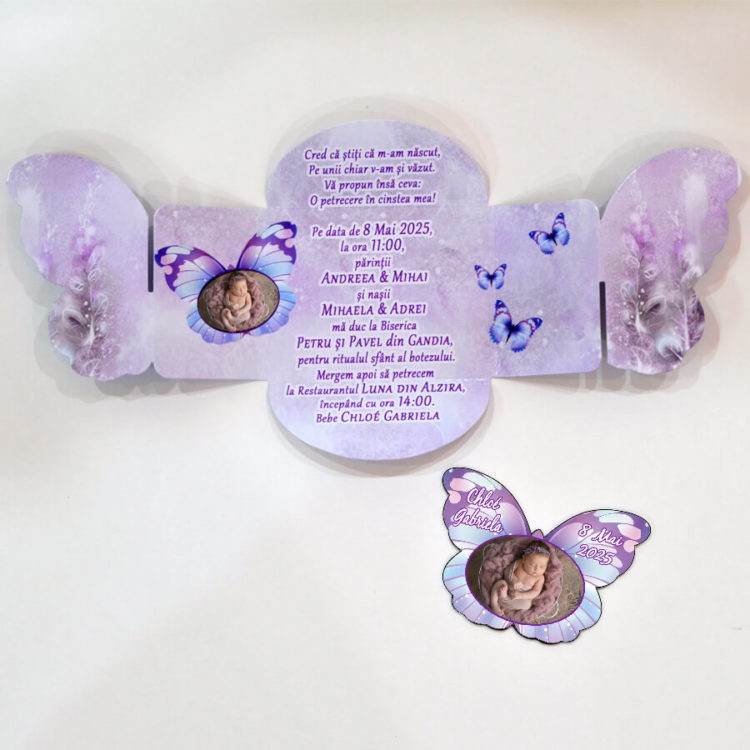 Invitatie botez forma fluture roz