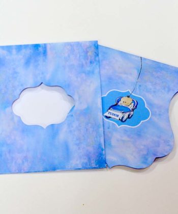 Invitatii nunta si botez vintage, nuanta albastru bleu, masinuta bebe si parinti