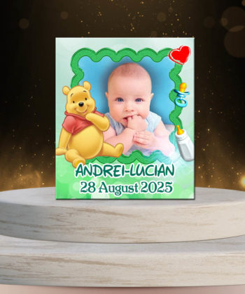 Marturii Botez Magnet Winnie The Pooh, 7 cm x 6.5 cm