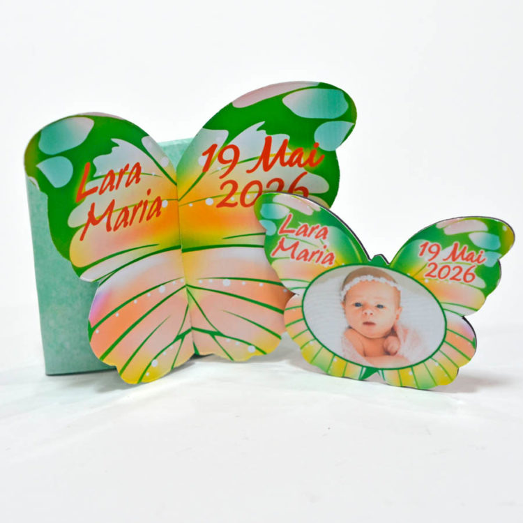Invitatii botez magneti fluture