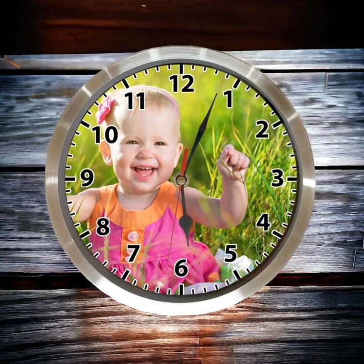 Ceas metalic personalizat cu fotografie