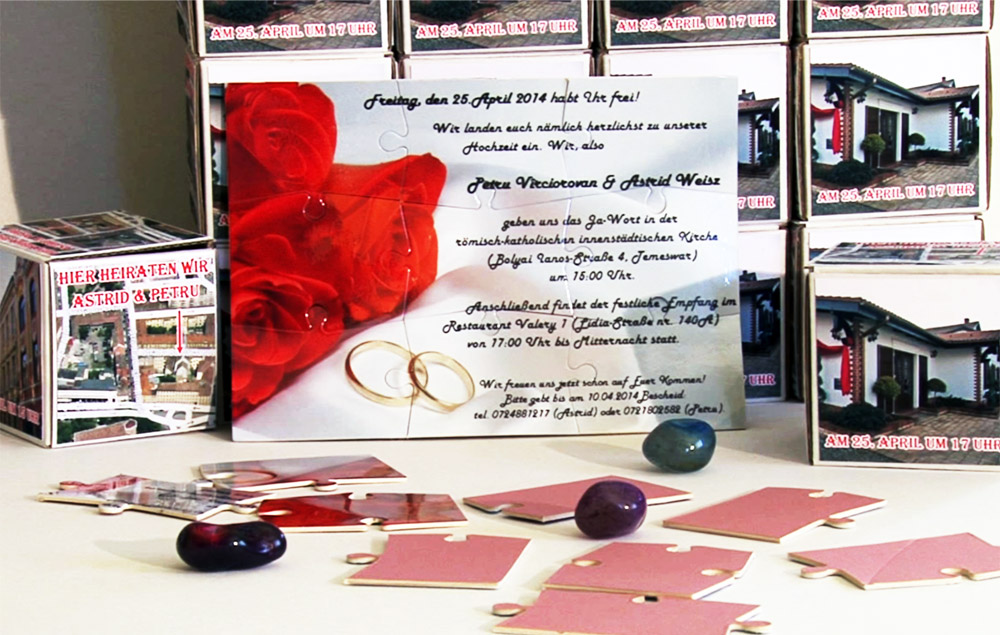 invitatii nunta puzzle personalizate model vintage cu trandafiri rosii
