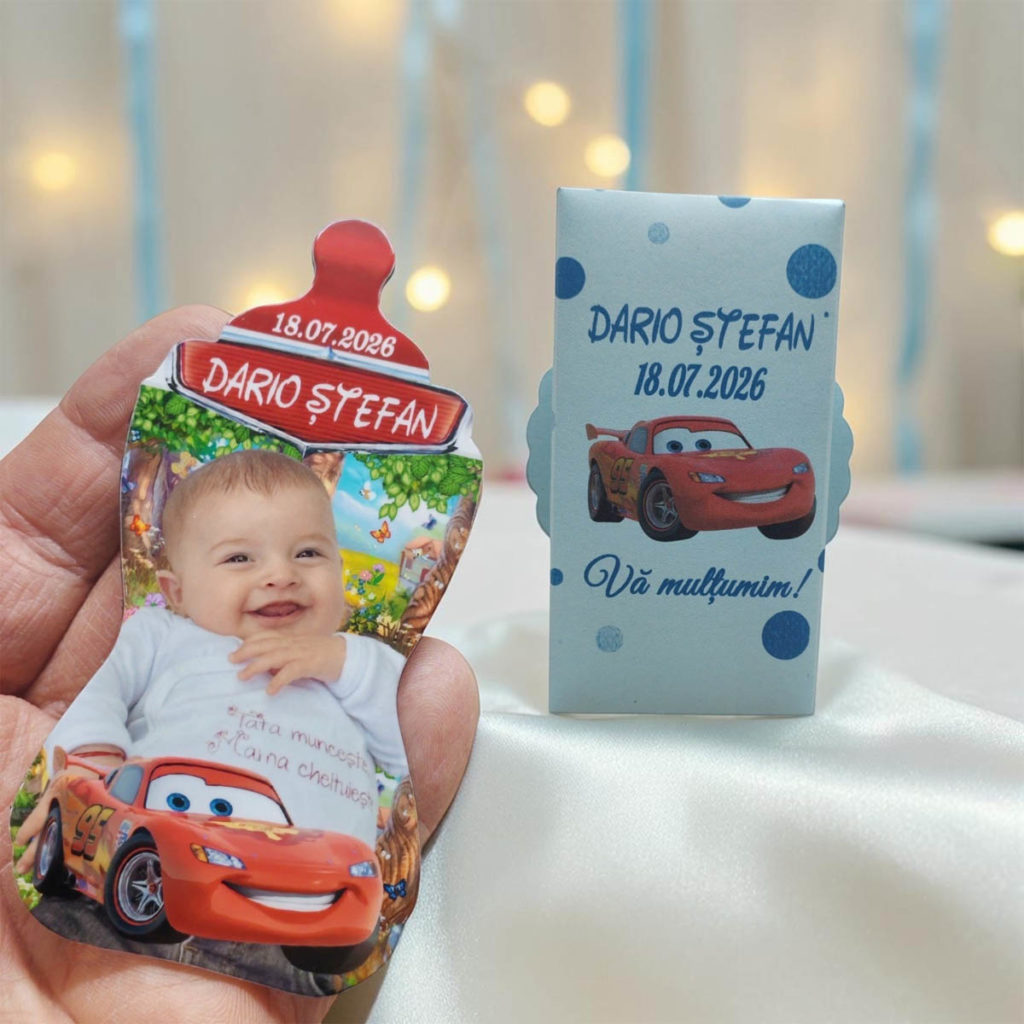 Marturie botez baiat, magnet in forma de biberon personalizat cu poza bebelusului